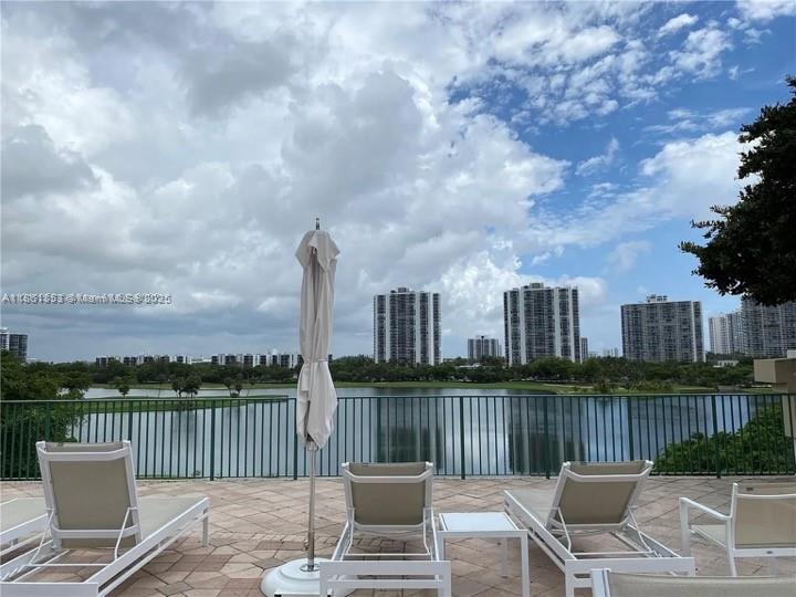 Photo of 19900 Country Club Dr  #612, Aventura, Florida, 33180 - 