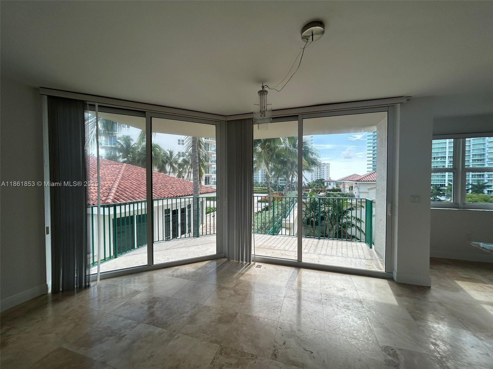 Photo of 19900 Country Club Dr #612, Aventura, Florida, 33180 -