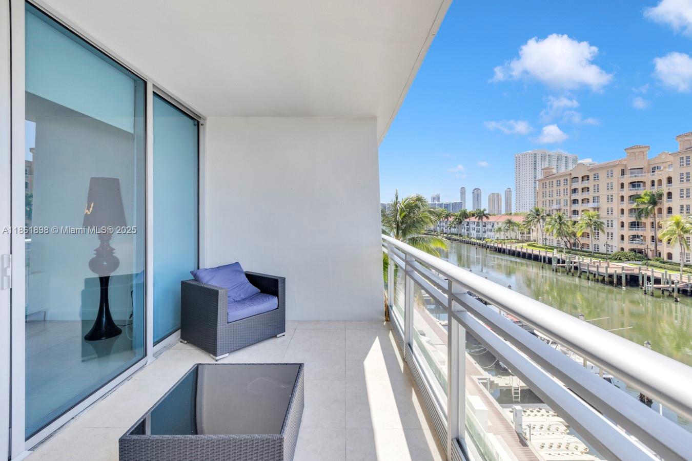 Photo of 2950 188th St  #315, Aventura, Florida, 33180 - 