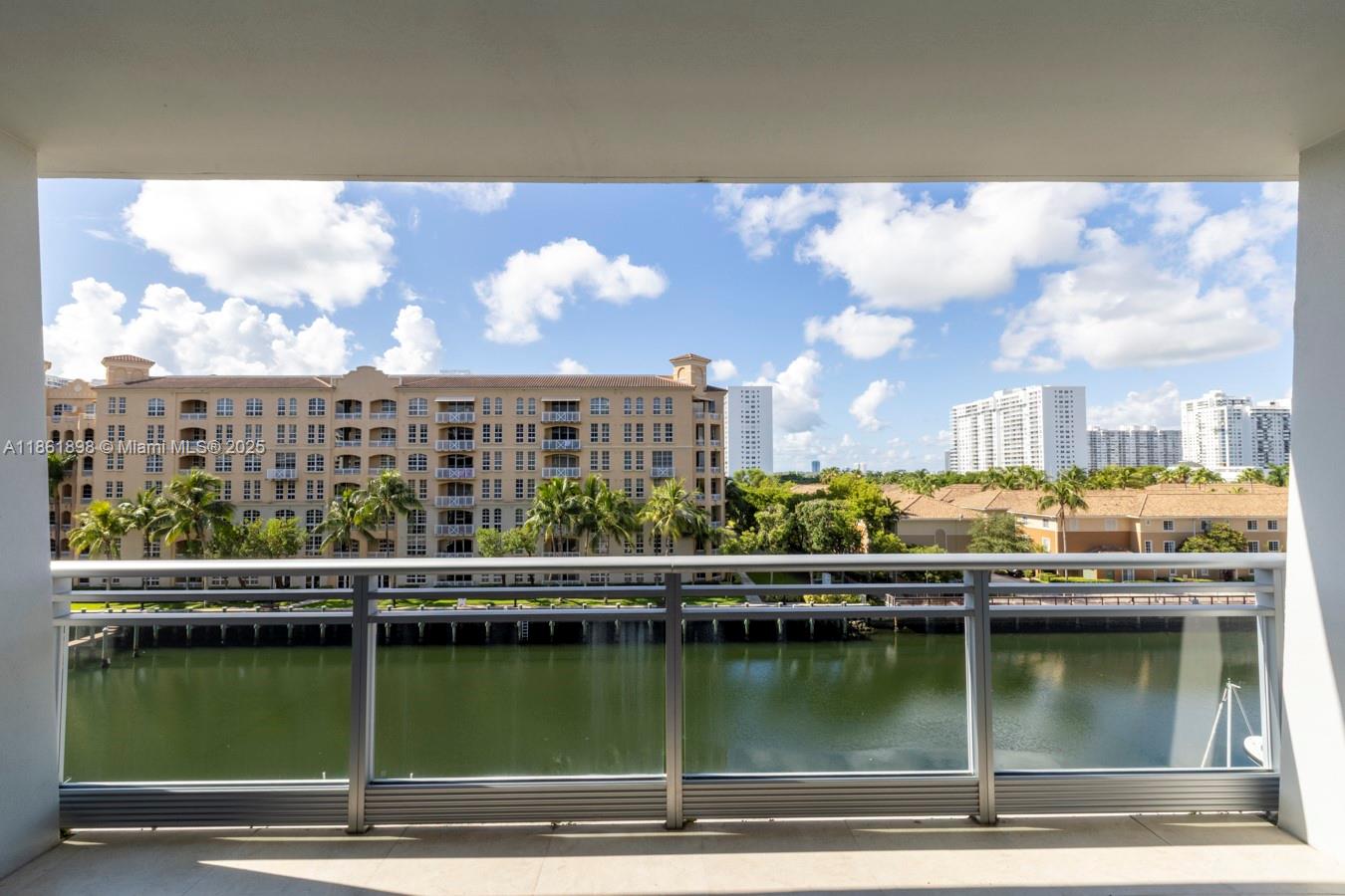 Photo of 2950 188th St  #315, Aventura, Florida, 33180 - 