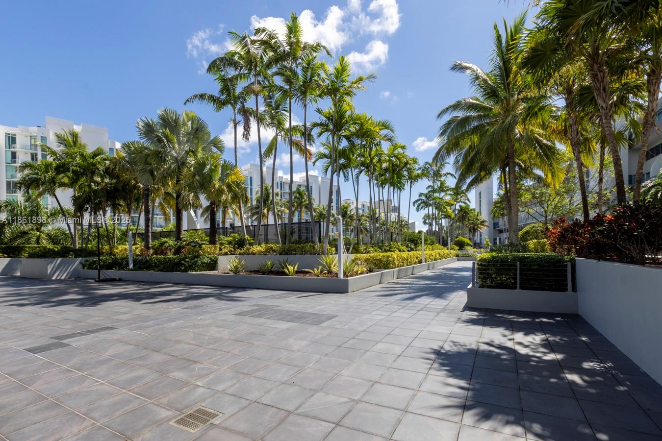 Photo of 2950 188th St  #315, Aventura, Florida, 33180 - 