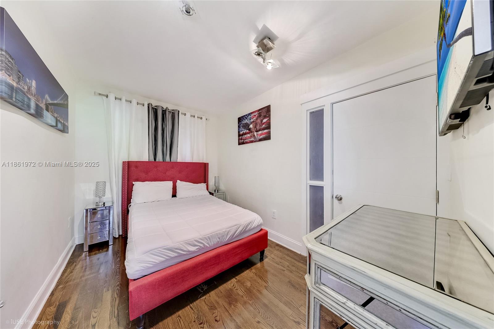 See details / 5212 sq. ft. $ 2025-08-19 0 Photo