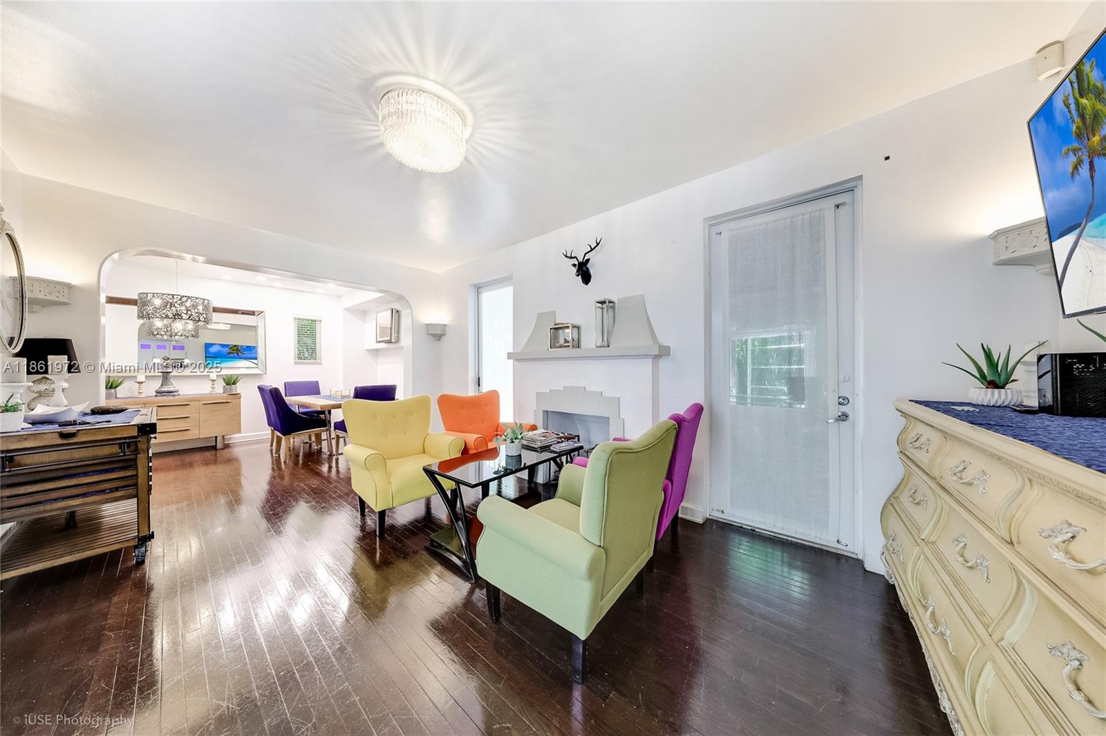 See details / 5212 sq. ft. $ 2025-08-19 0 Photo