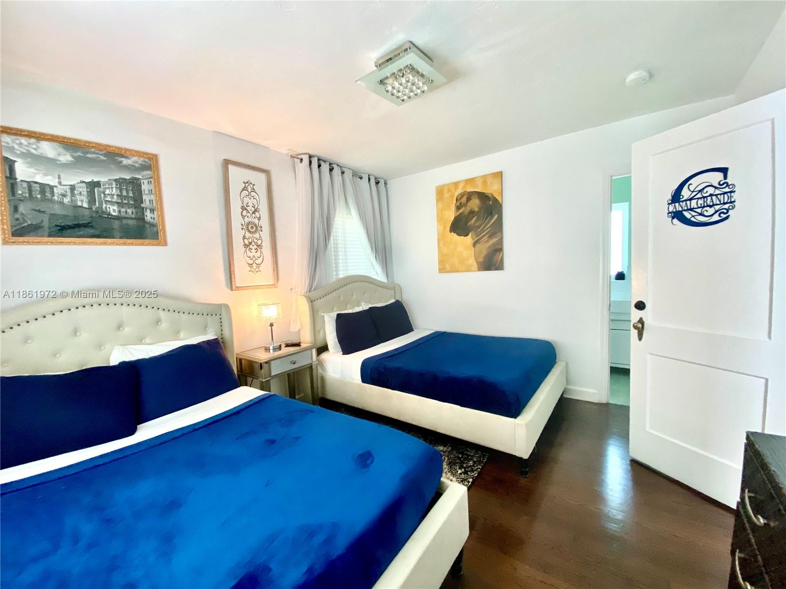 See details / 5212 sq. ft. $ 2025-08-19 0 Photo