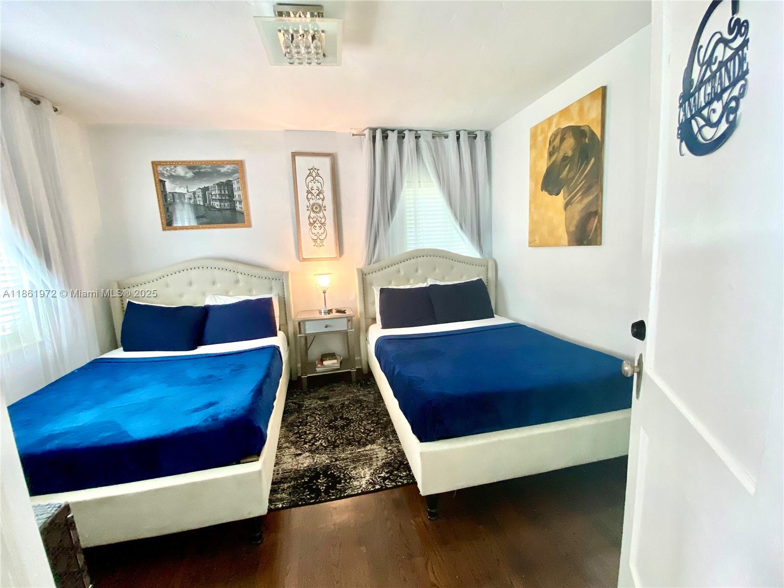 See details / 5212 sq. ft. $ 2025-08-19 0 Photo