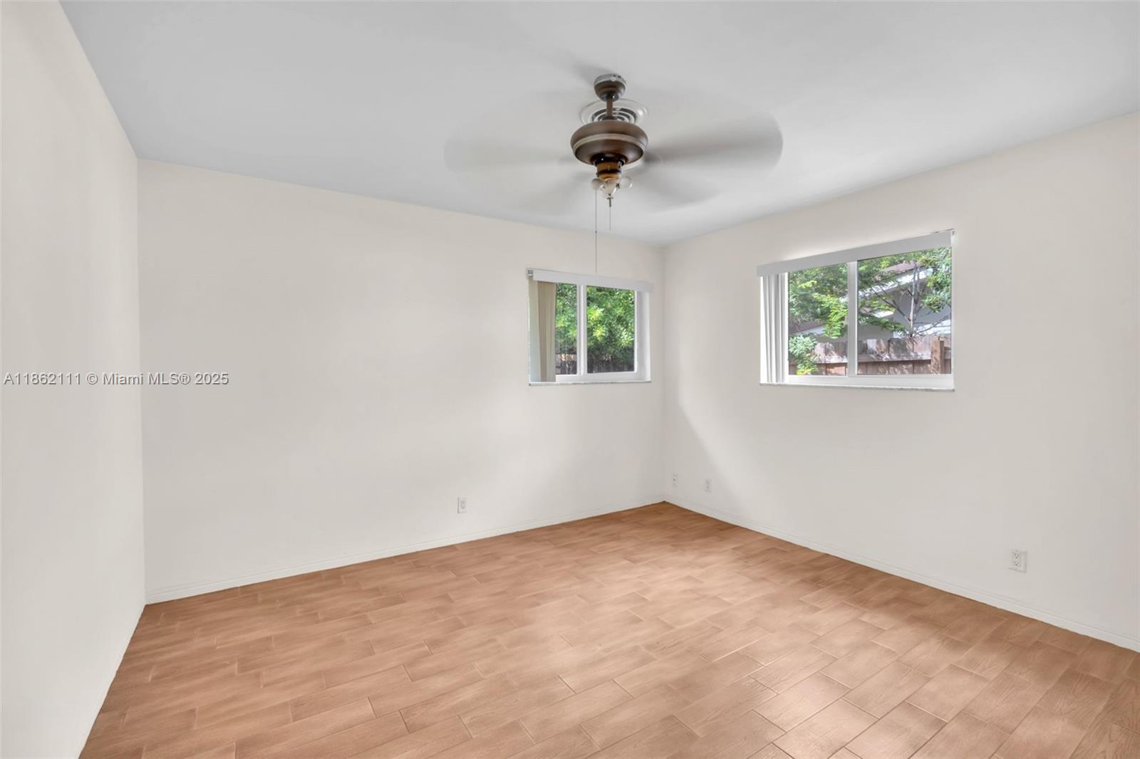 See details / 2631 sq. ft. $ 2025-10-19 0 Photo