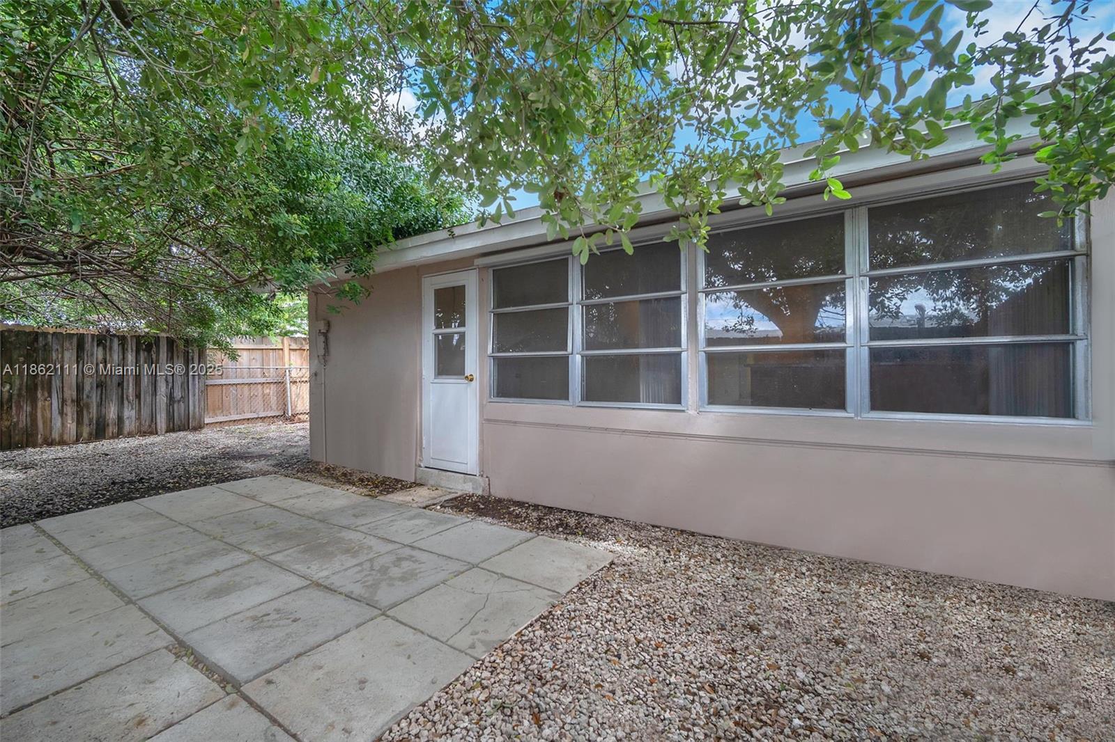 See details / 2631 sq. ft. $ 2025-10-19 0 Photo
