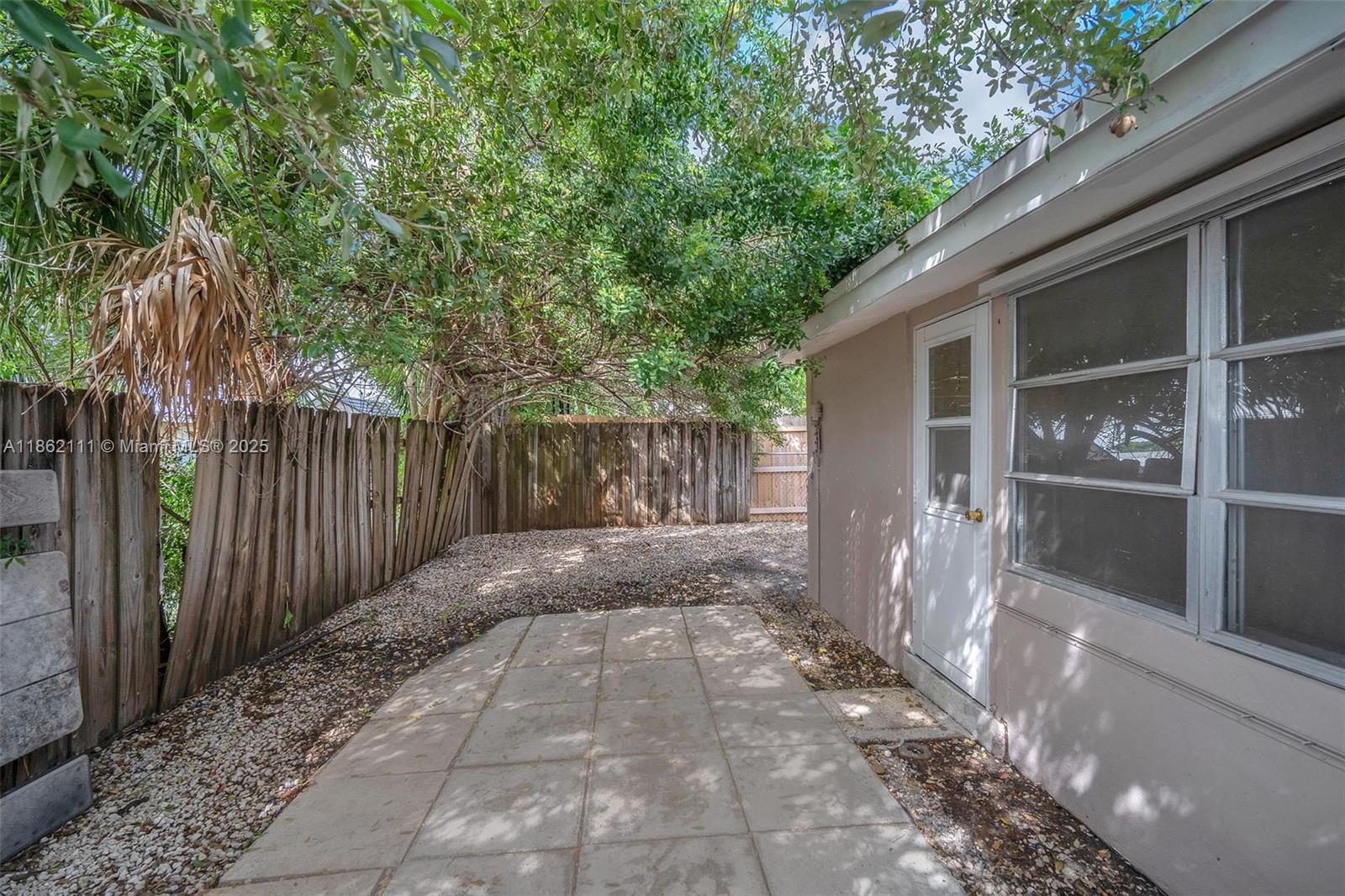 See details / 2631 sq. ft. $ 2025-10-19 0 Photo