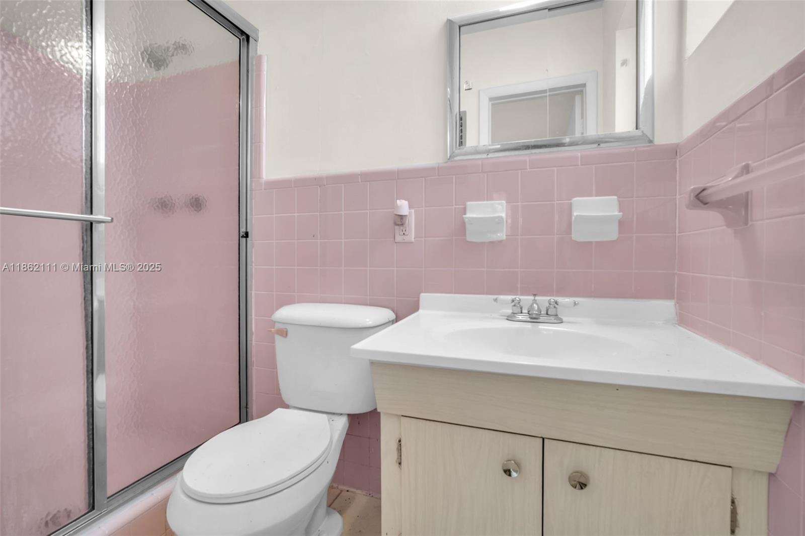 See details / 2631 sq. ft. $ 2025-10-19 0 Photo