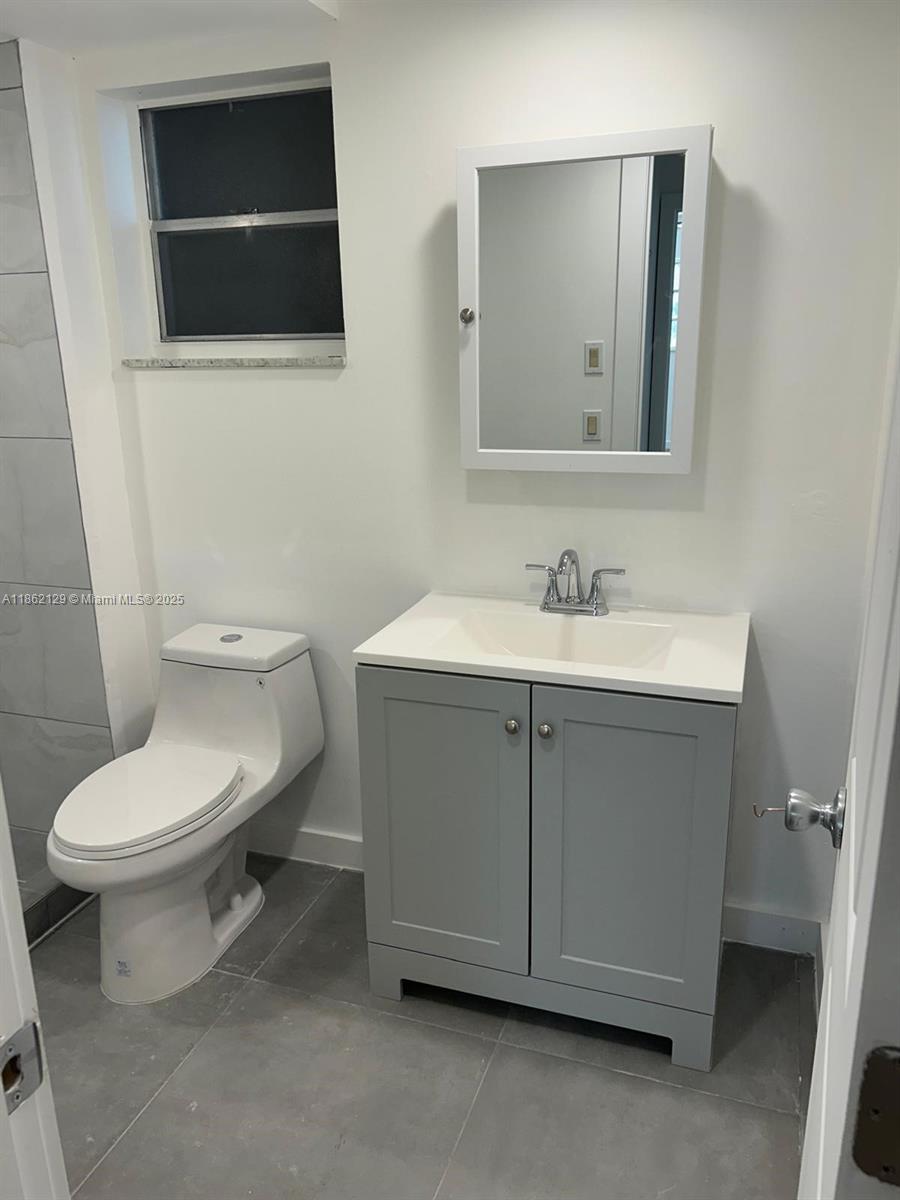 Photo of 500 12th Ave  #304, Hallandale Beach, Florida, 33009 - 