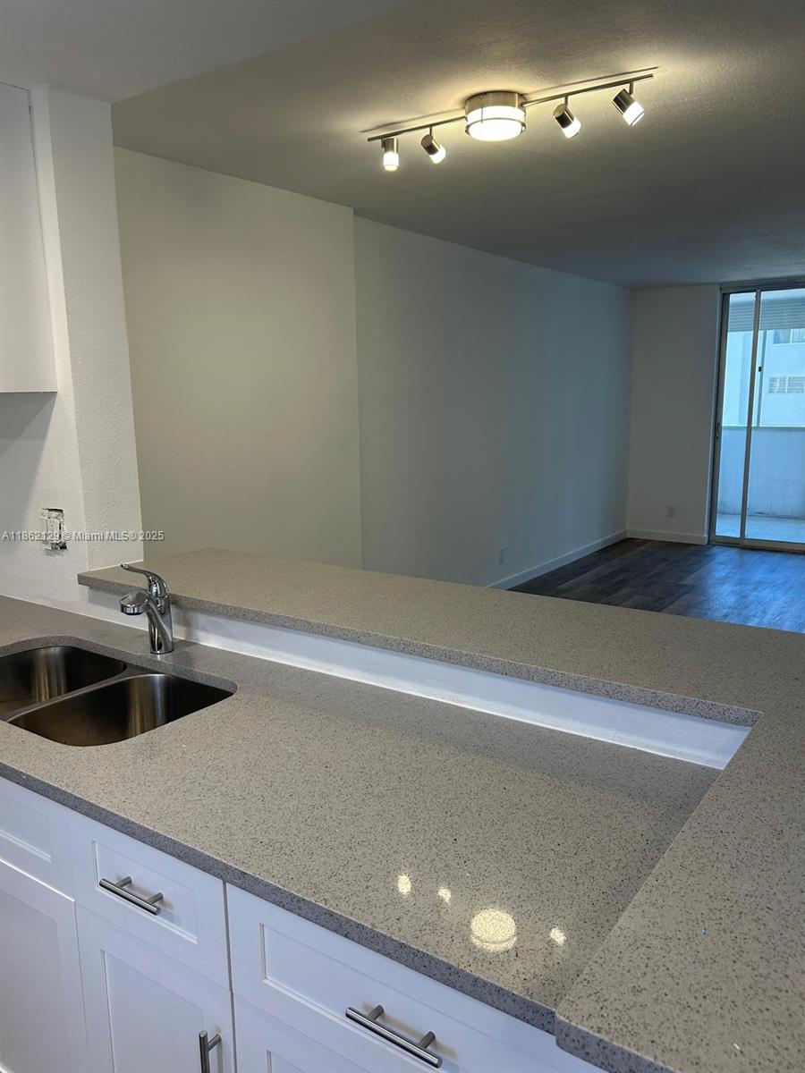 Photo of 500 12th Ave  #304, Hallandale Beach, Florida, 33009 - 