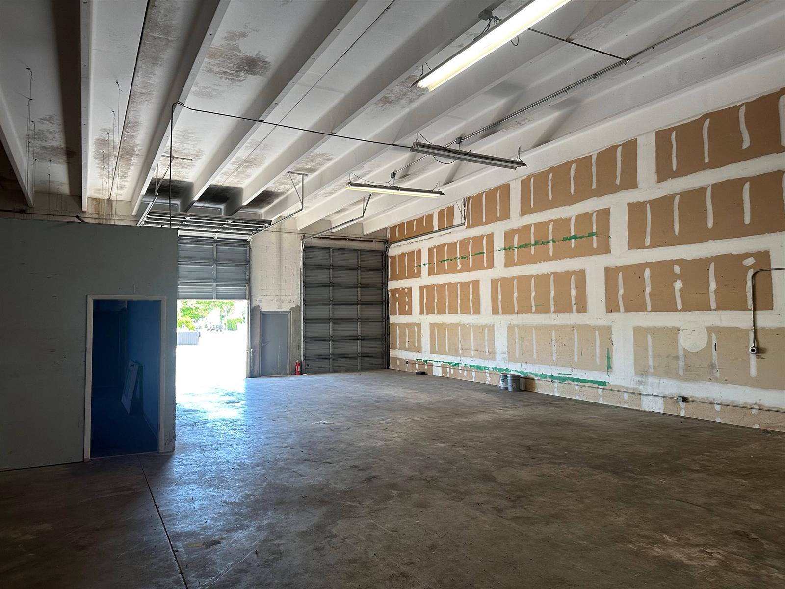 See details / 1 sq. ft. $ 2025-12-11 0 Photo
