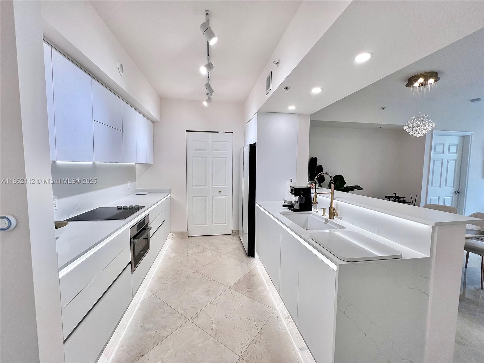 Photo of 1755 Hallandale Beach Blvd #405E, Hallandale Beach, Florida, 33009 -