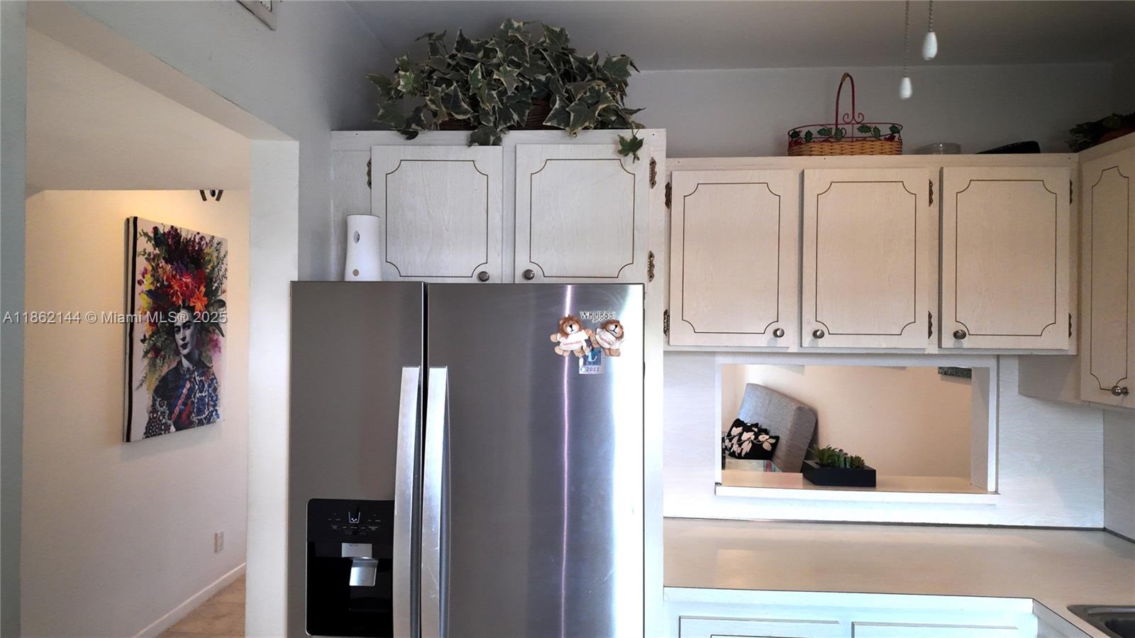 302 1 / 2 775 sq. ft. $ 2025-10-02 0 Photo