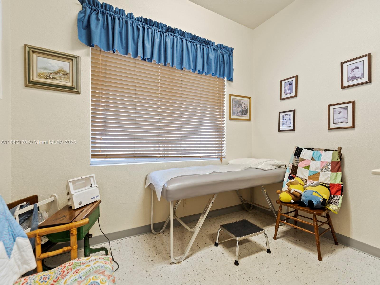 See details / sq. ft. $ 2025-08-20 0 Photo