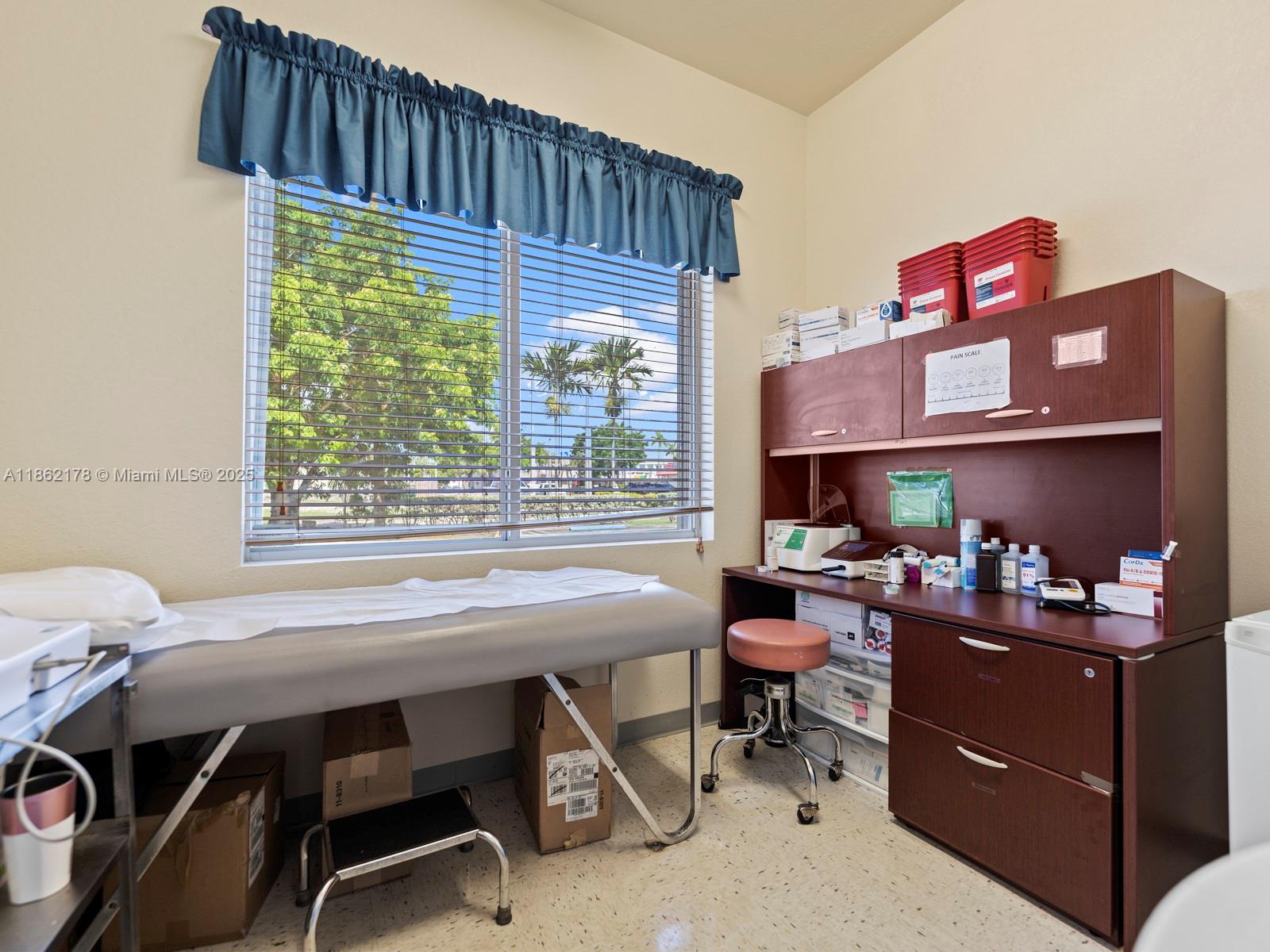 See details / sq. ft. $ 2025-08-20 0 Photo