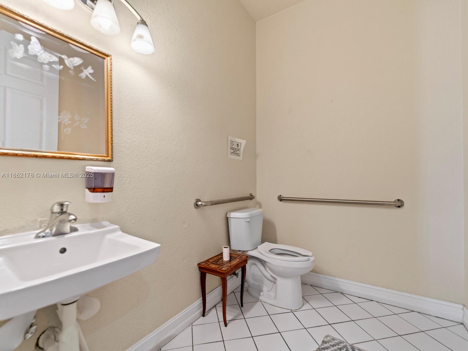 See details / sq. ft. $ 2025-08-20 0 Photo