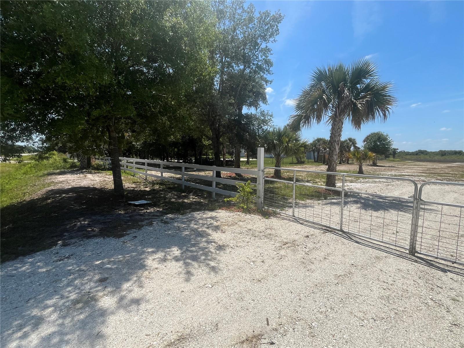   / 0  sq. ft. $ 2026-03-06 0 foto