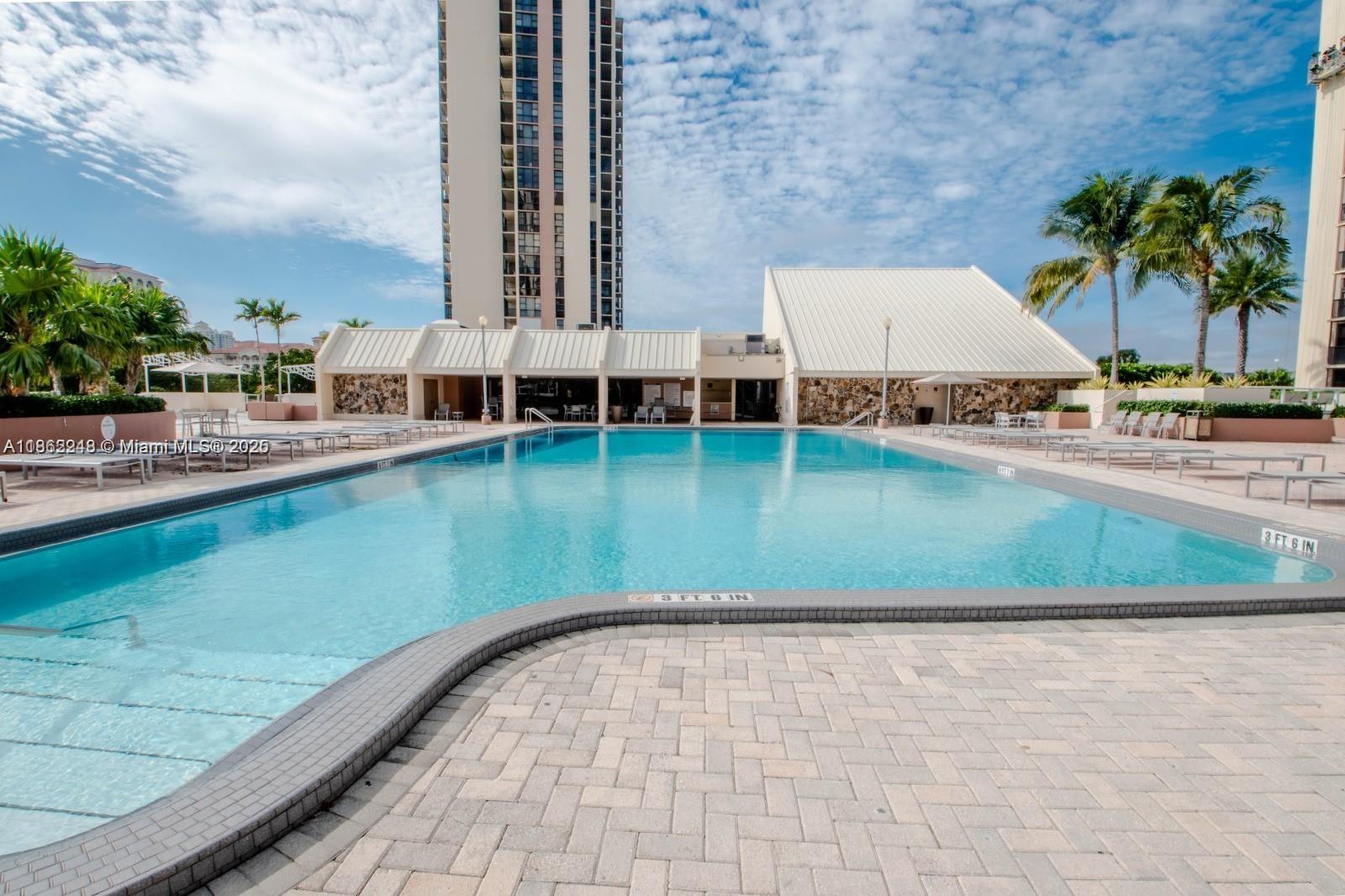 Photo of 20335 Country Club Dr  #2410, Aventura, Florida, 33180 - 