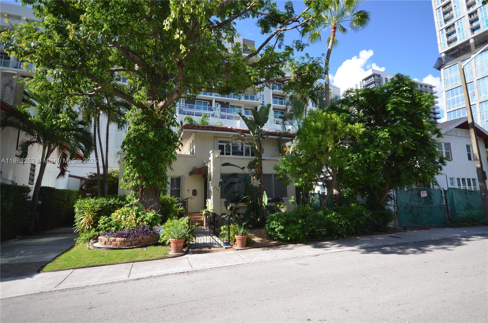 See details / sq. ft. $ 2025-08-20 0 Photo