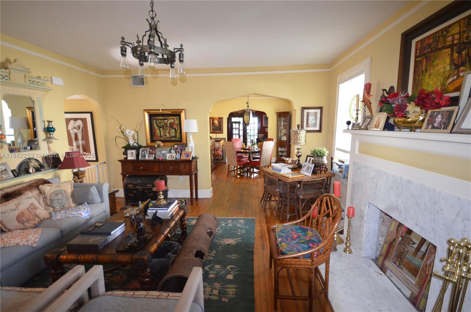 See details / sq. ft. $ 2025-08-20 0 Photo