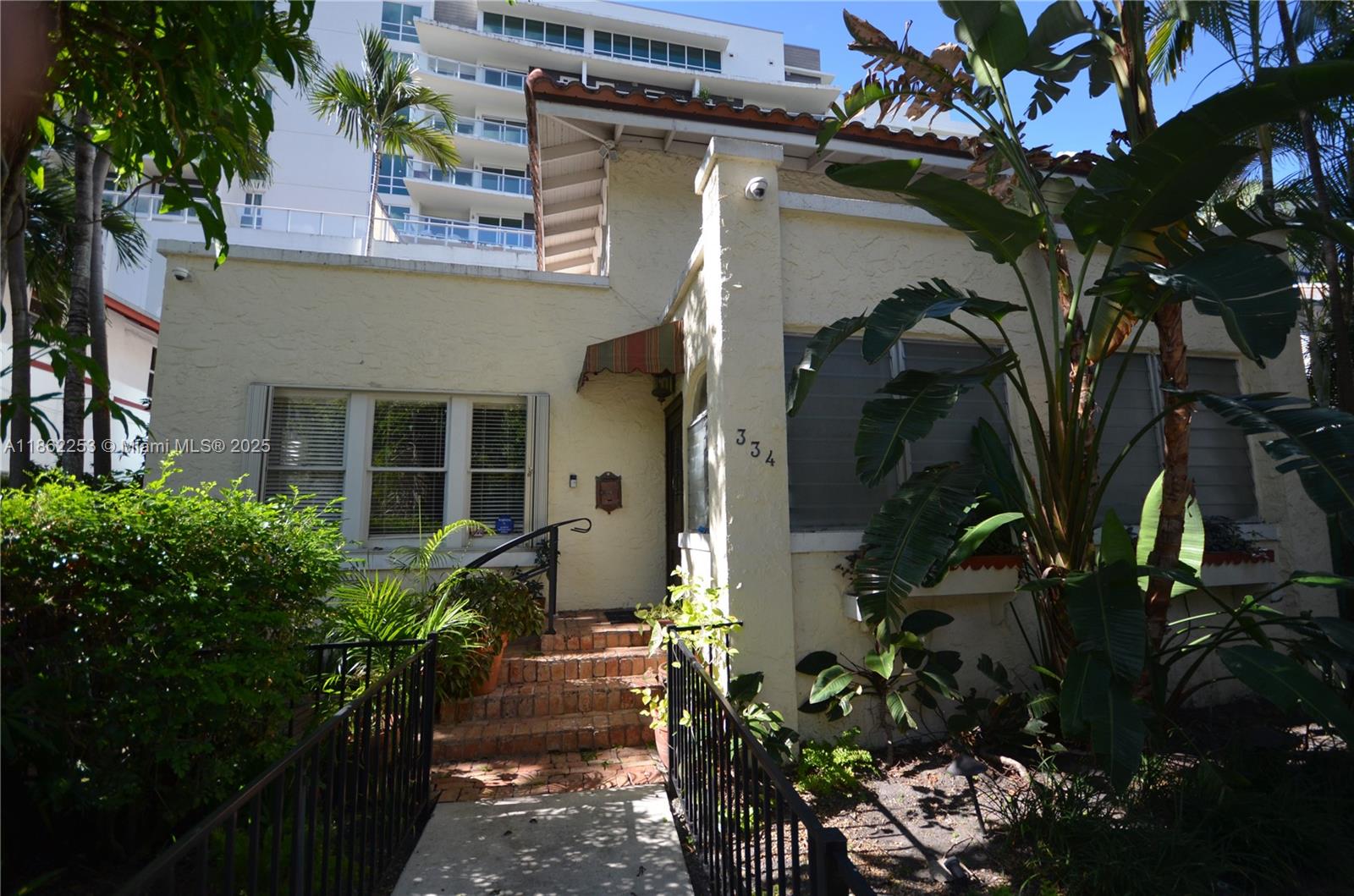 See details / sq. ft. $ 2025-08-20 0 Photo