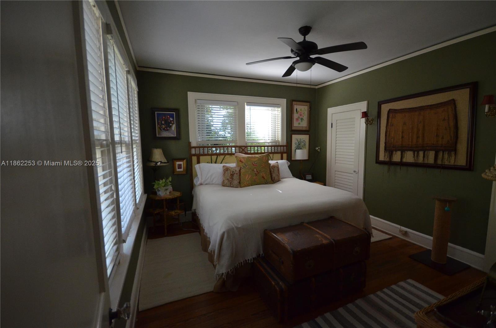 See details / sq. ft. $ 2025-08-20 0 Photo