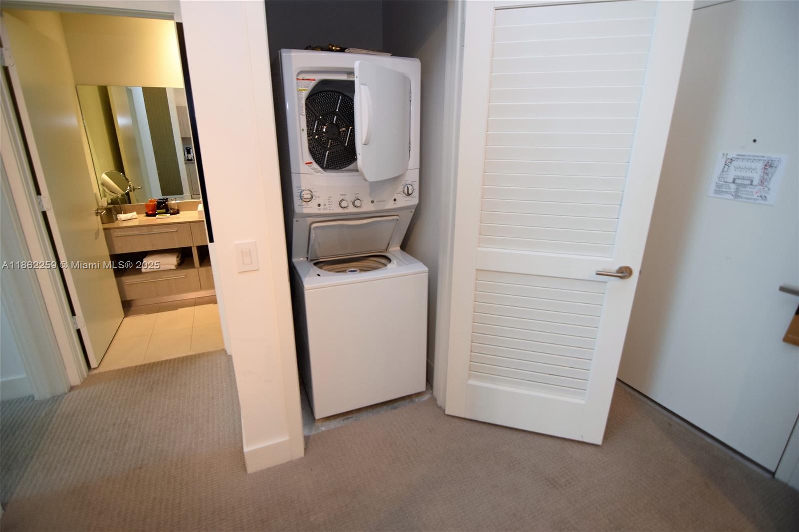 See details 403 1 / 1 759 sq. ft. $ 2025-08-20 0 Photo