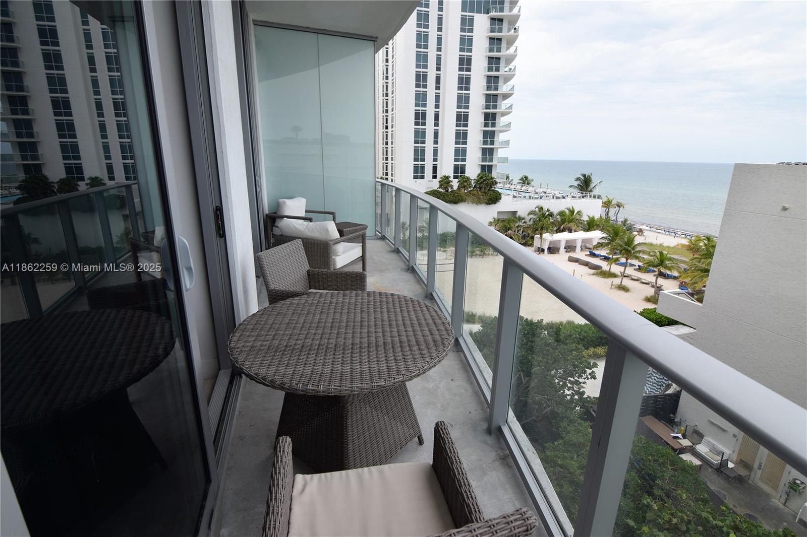 See details 403 1 / 1 759 sq. ft. $ 2025-08-20 0 Photo