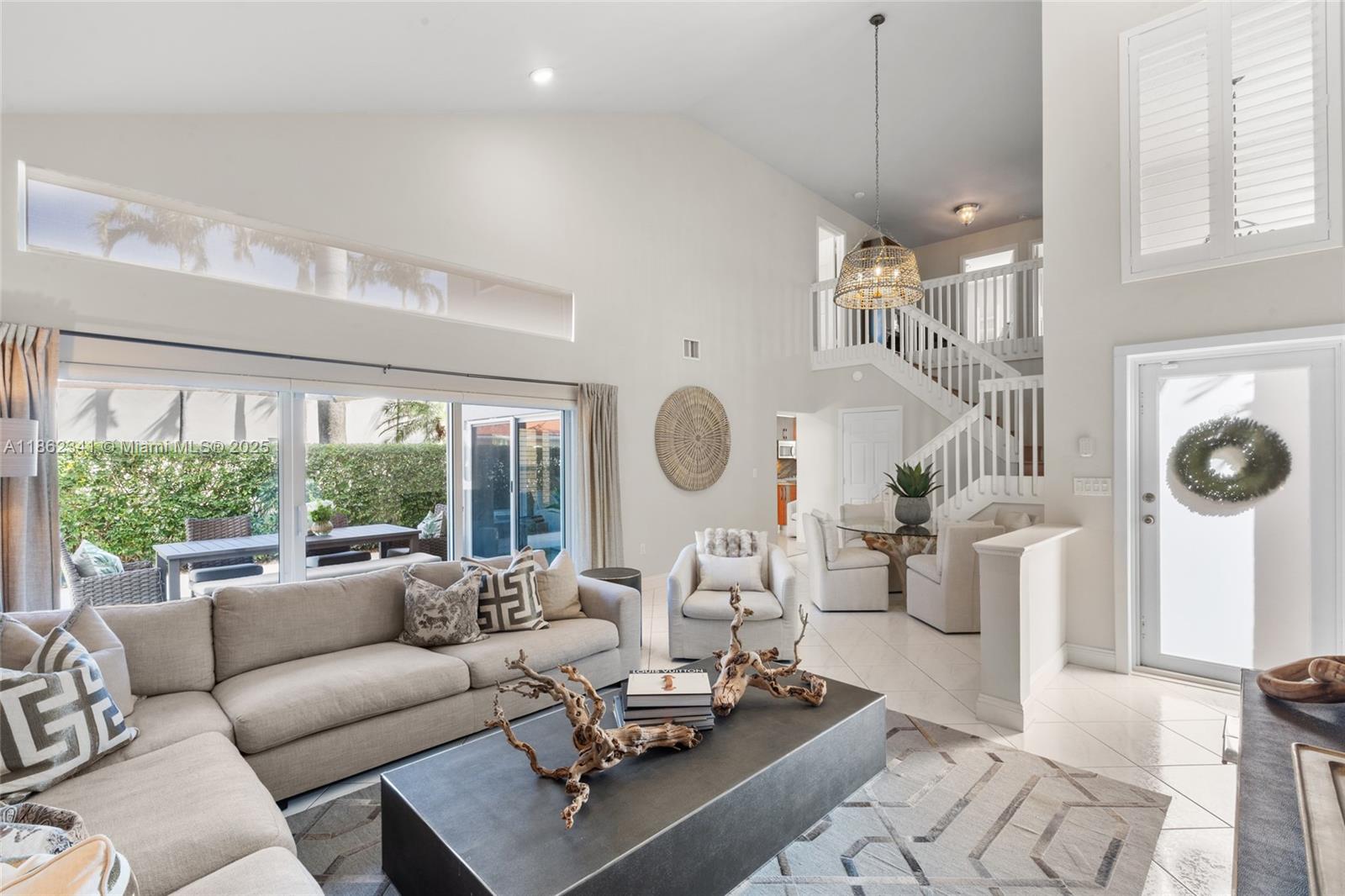 Photo of 1105 Pin Oak St  (1105), Hollywood, Florida, 33019 - 