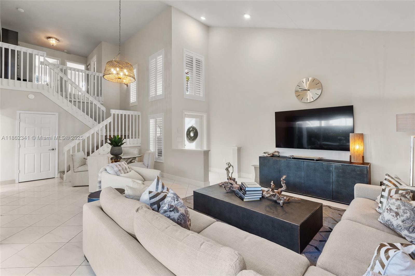 Photo of 1105 Pin Oak St  (1105), Hollywood, Florida, 33019 - 