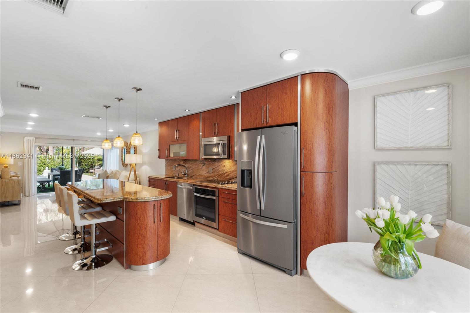 Photo of 1105 Pin Oak St  (1105), Hollywood, Florida, 33019 - 