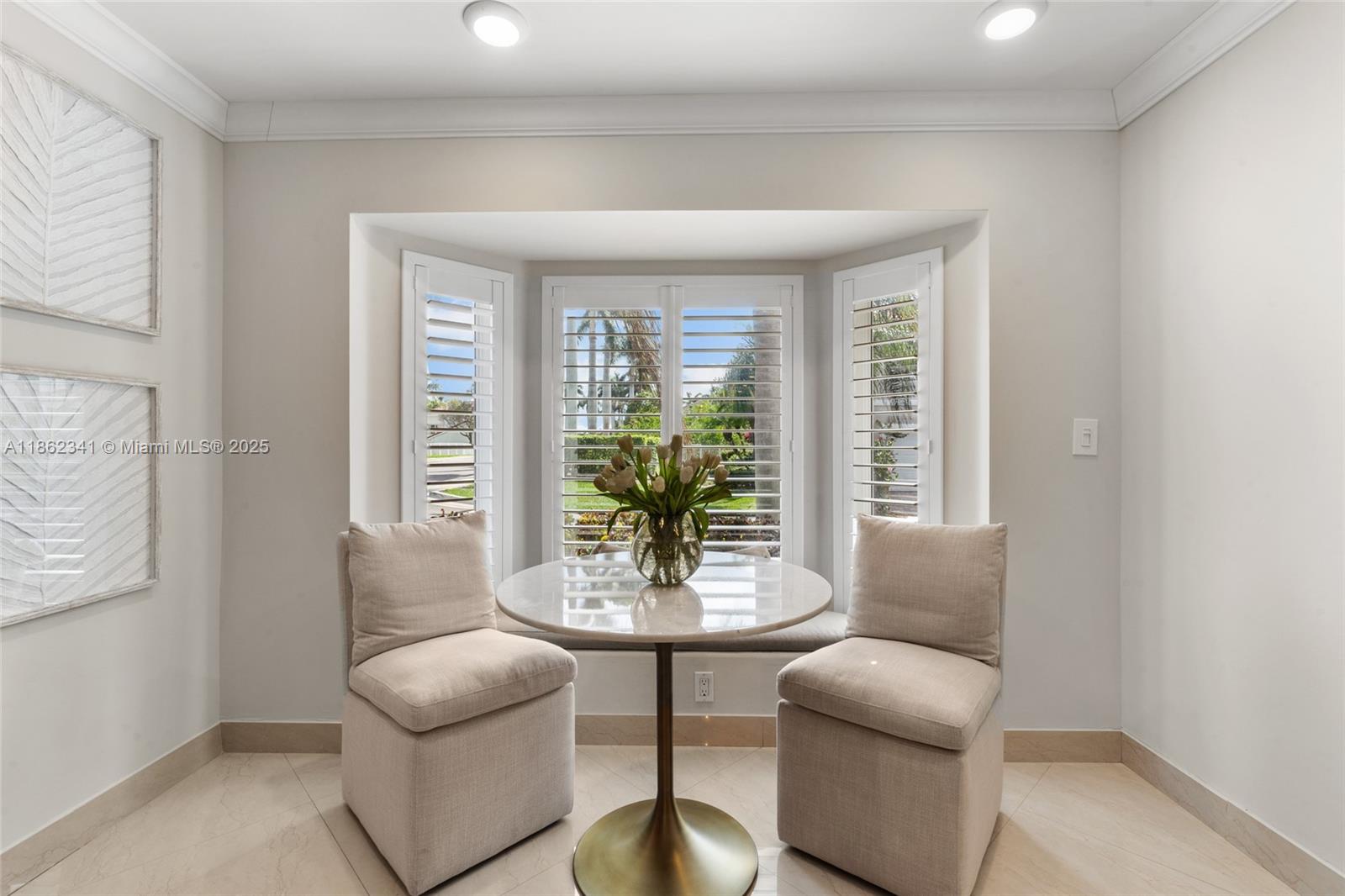 Photo of 1105 Pin Oak St  (1105), Hollywood, Florida, 33019 - 