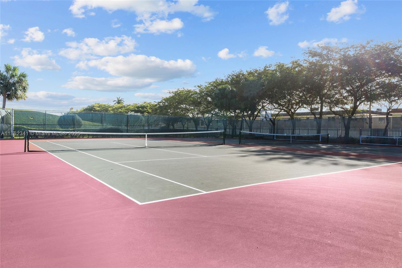 Photo of 1105 Pin Oak St  (1105), Hollywood, Florida, 33019 - 