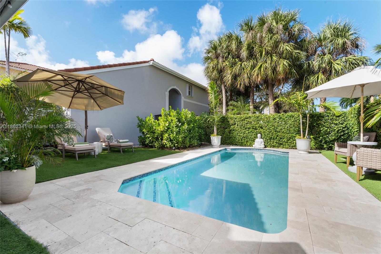 Photo of 1105 Pin Oak St  (1105), Hollywood, Florida, 33019 - 