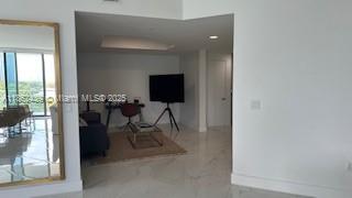 Photo of 17111 Biscayne Blvd  #402, North Miami Beach, Florida, 33160 - 