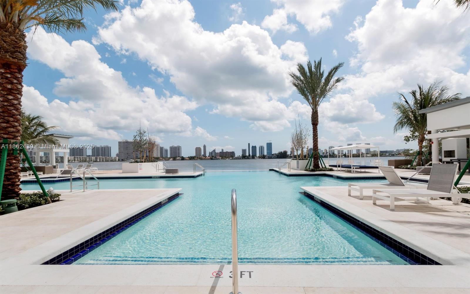 Photo of 17111 Biscayne Blvd  #402, North Miami Beach, Florida, 33160 - 