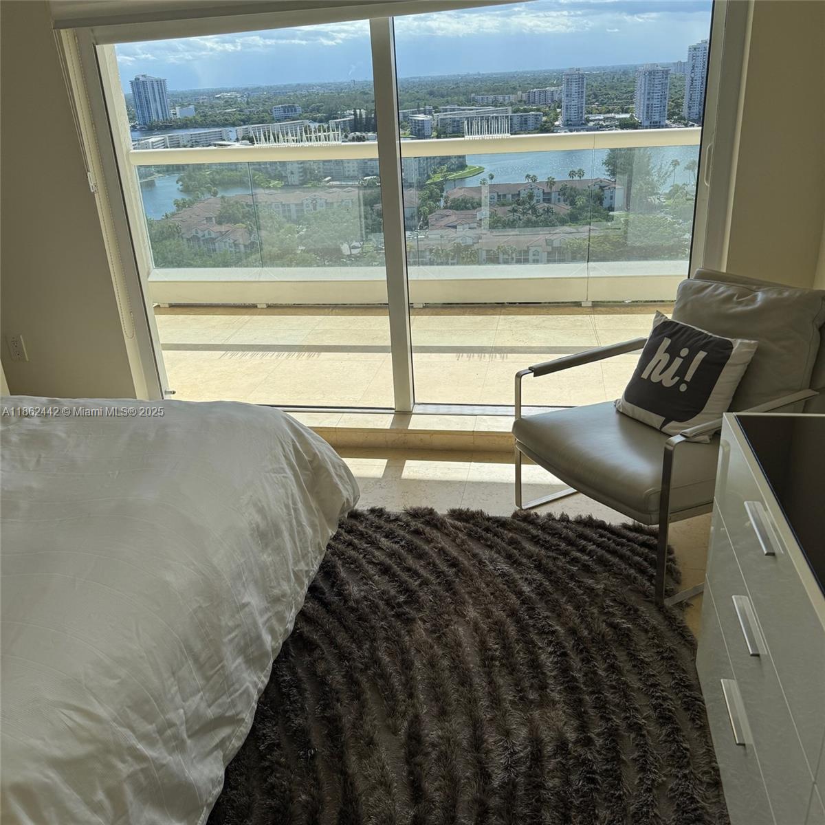 2204 3 / 3 2030 sq. ft. $ 2025-08-20 0 Photo