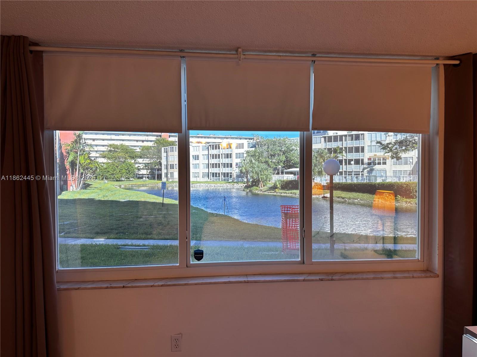 105-1 1 / 2 1036 sq. ft. $ 2025-08-20 0 Photo