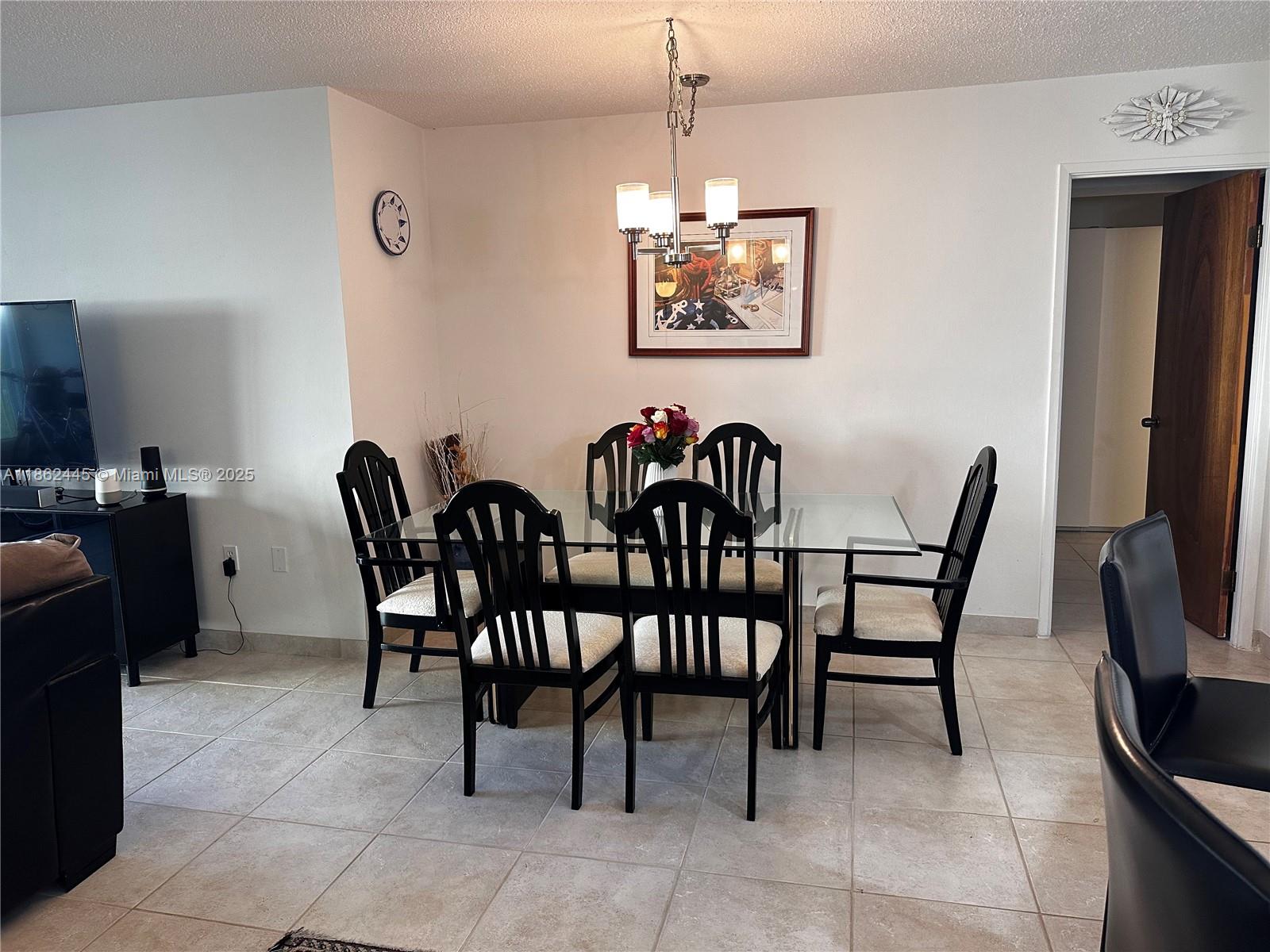 105-1 1 / 2 1036 sq. ft. $ 2025-08-20 0 Photo