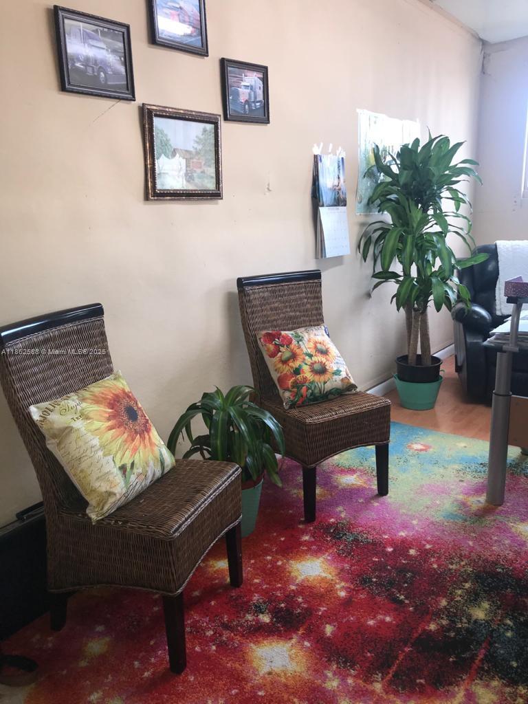 Ver detalles / sq. ft. $ 2025-08-20 0 foto