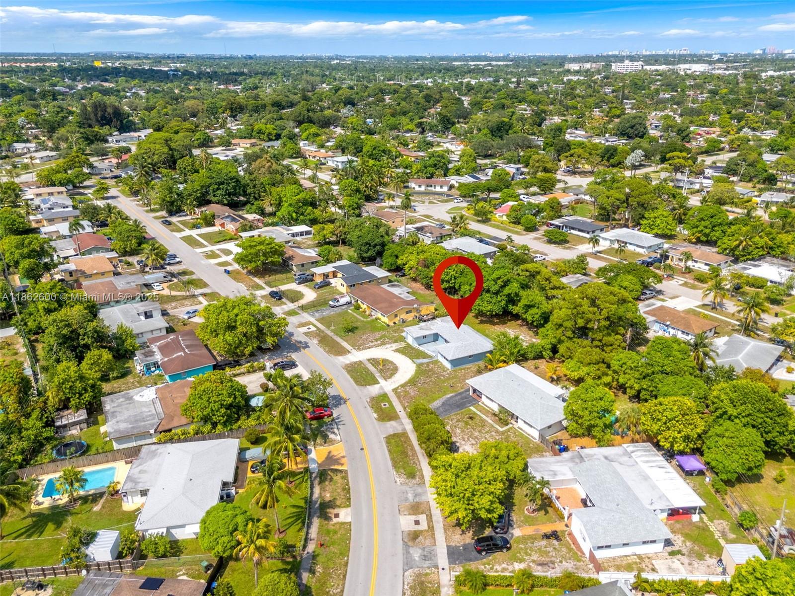 See details 640 3 / 2 1144 sq. ft. $ 2025-08-20 0 Photo