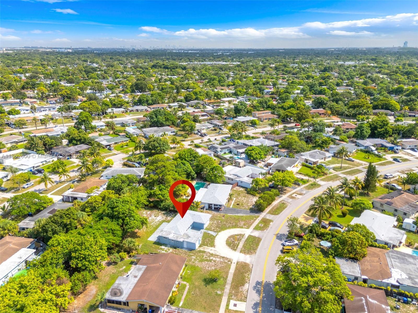 See details 640 3 / 2 1144 sq. ft. $ 2025-08-20 0 Photo