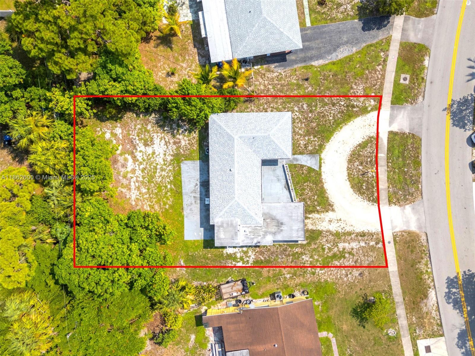 See details 640 3 / 2 1144 sq. ft. $ 2025-08-20 0 Photo