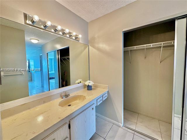 Photo of 3800 Ocean Dr  #618, Hollywood, Florida, 33019 - 