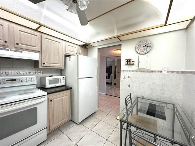 Photo of 3800 Ocean Dr #618, Hollywood, Florida, 33019 -