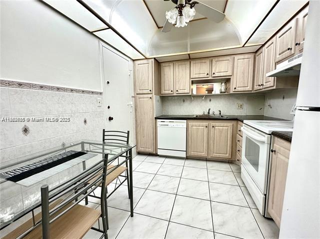 Photo of 3800 Ocean Dr #618, Hollywood, Florida, 33019 -