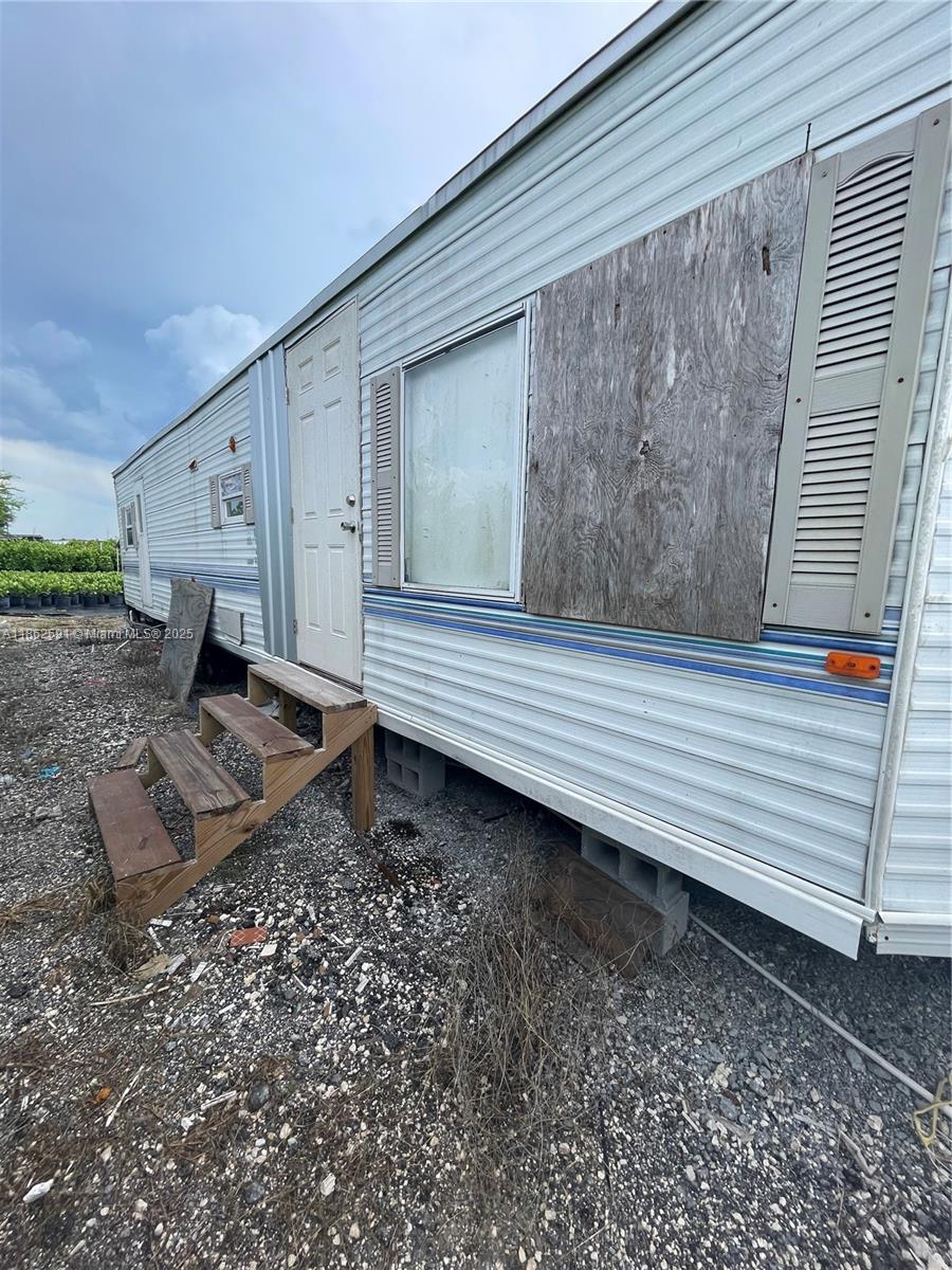 See details / sq. ft. $ 2025-08-20 0 Photo