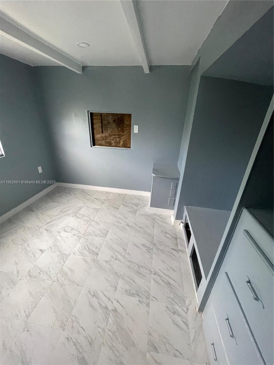 See details / sq. ft. $ 2025-08-20 0 Photo