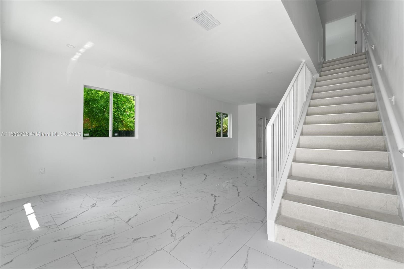   /  2830 sq. ft. $ 2025-08-20 0 Photo